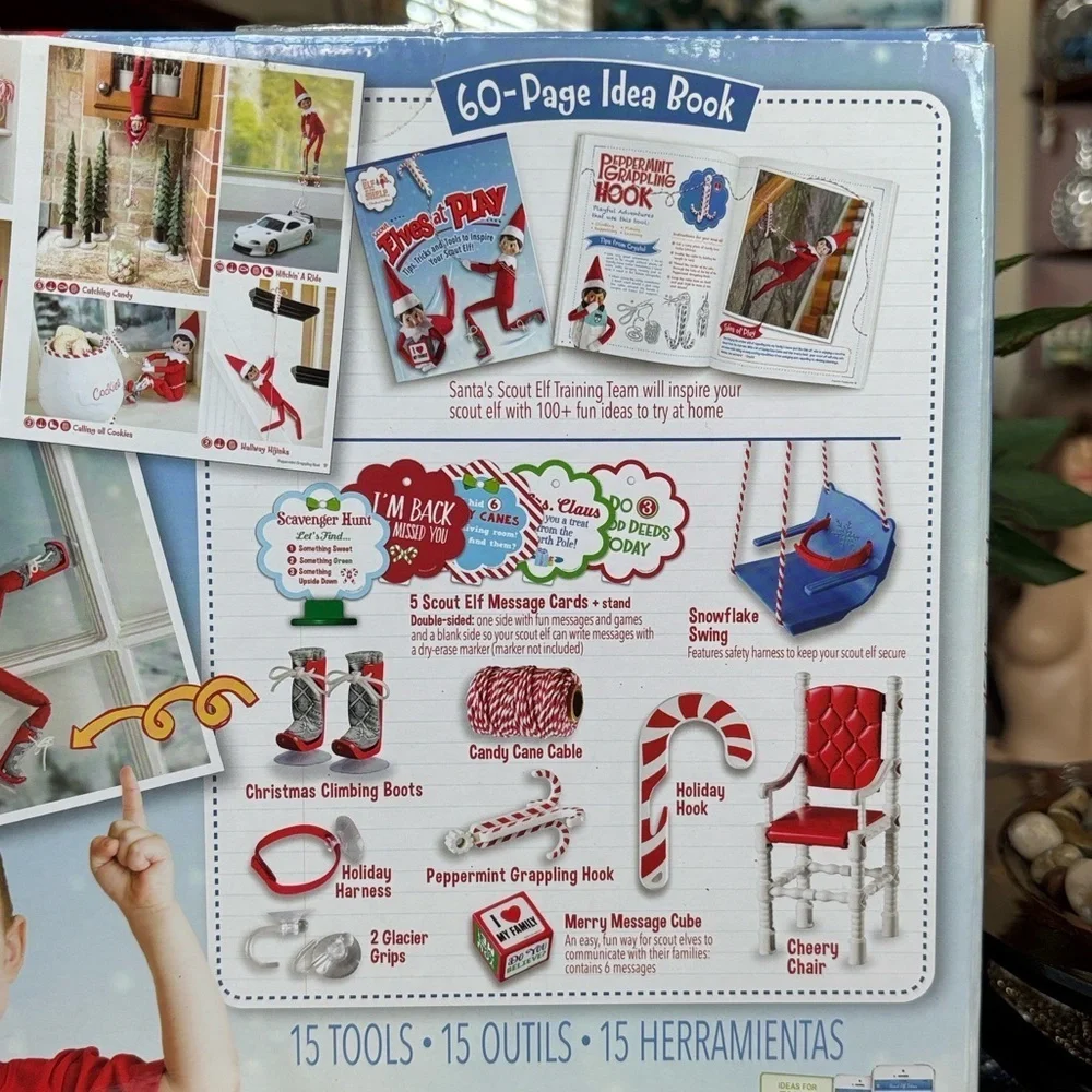 Brand New The Elf on the Shelf Scout Elves At Play Book & Accessory Tool Kit